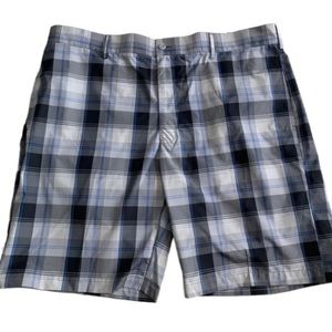 * Grand slam men’s size 40 plaid shorts